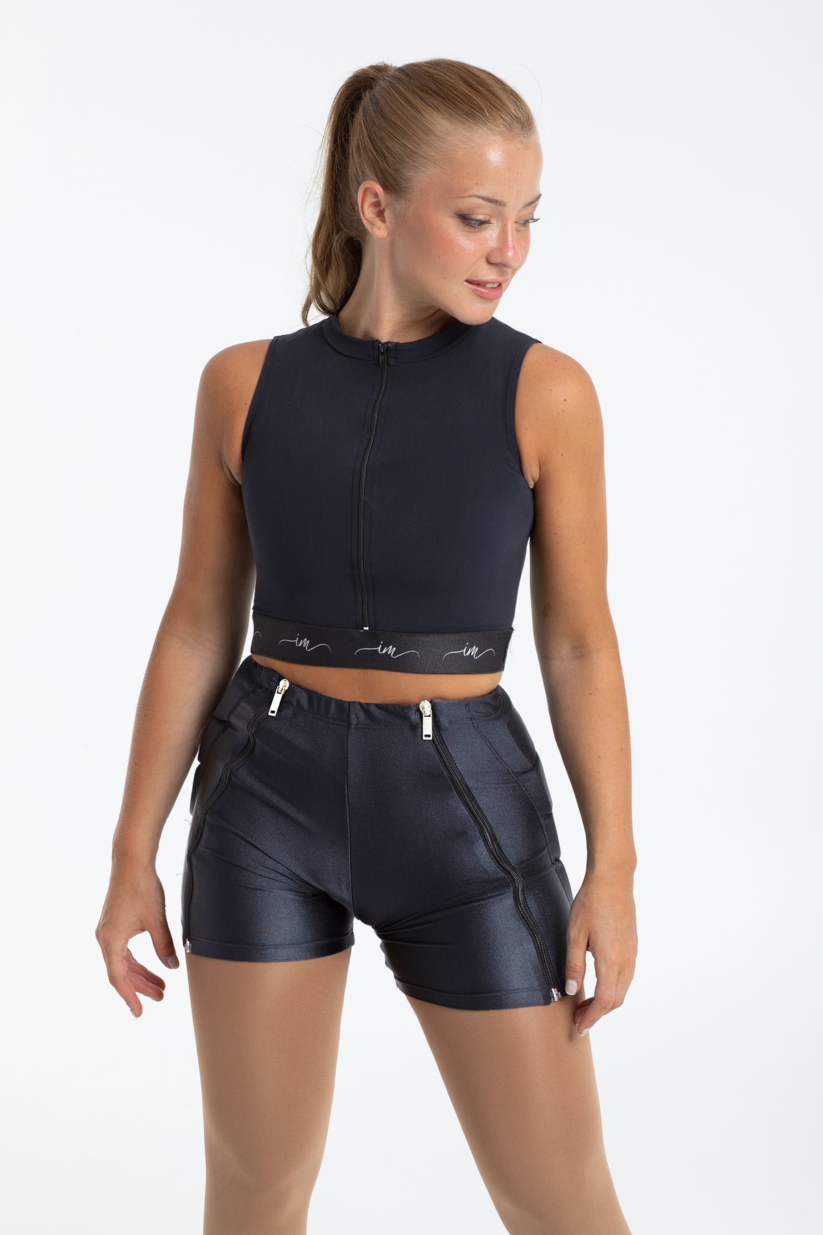 Short de protection  avec fermeture sur le devant